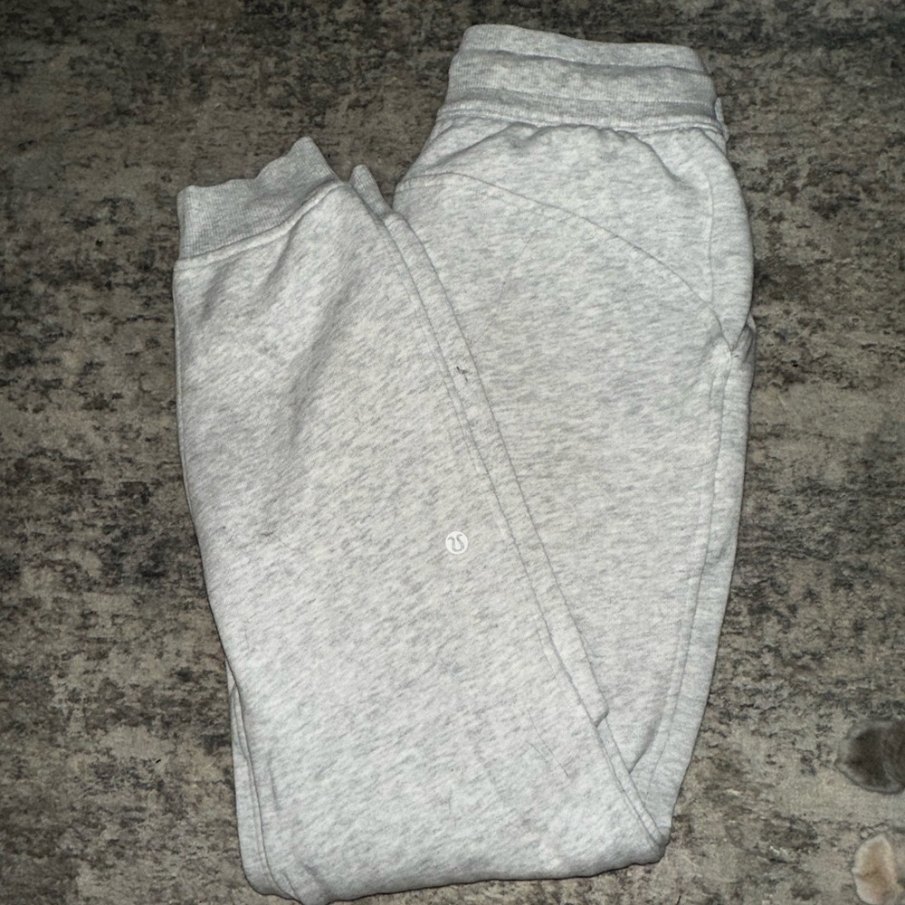 LULULEMON women’s joggers